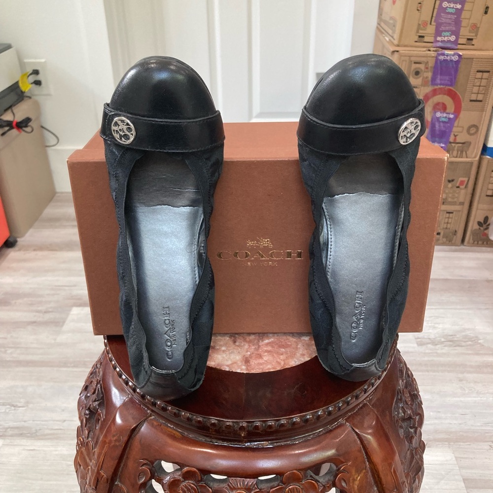 Pre-Loved Coach Monogram & Leather Cap Toe Ballet Flat Shoes